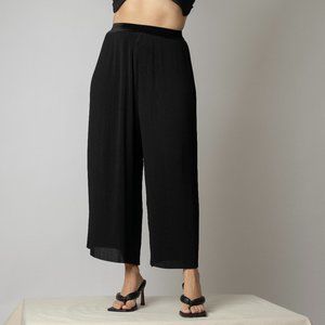 SOLD | ZARA BASICS BLACK ACCORDION CROPPED PALAZZO PANTS